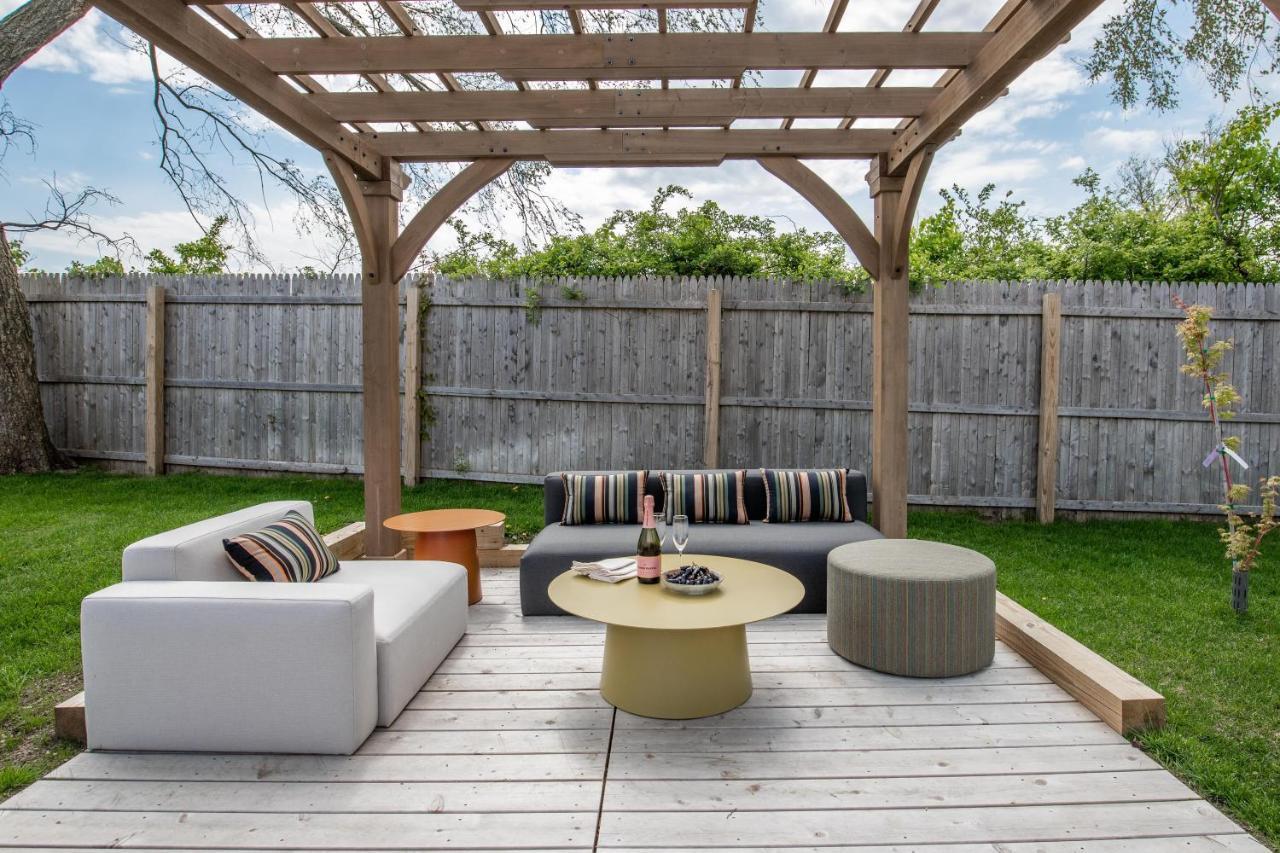 Vine & Sand--Southold Ny'S Newest B&B Exterior photo